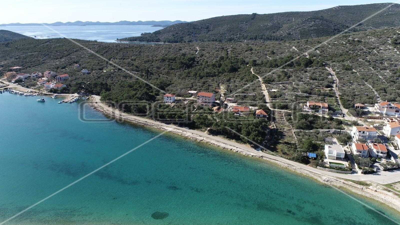 Tierra en Kali, Zadarska županija 11108989