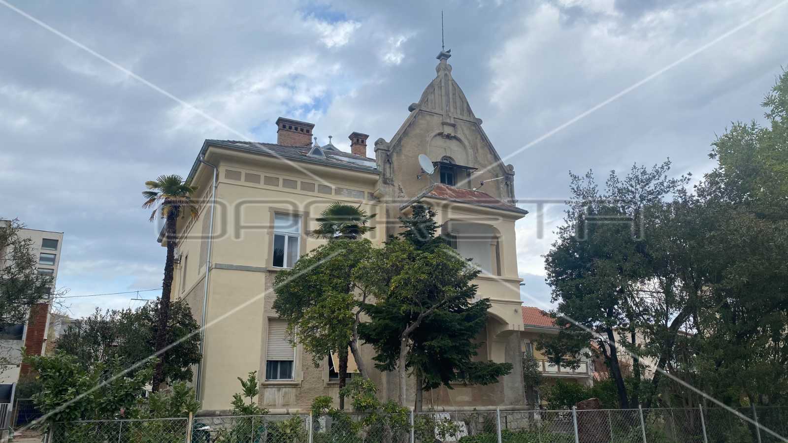 Condominio en Trogir, Splitsko-dalmatinska županija 11109051