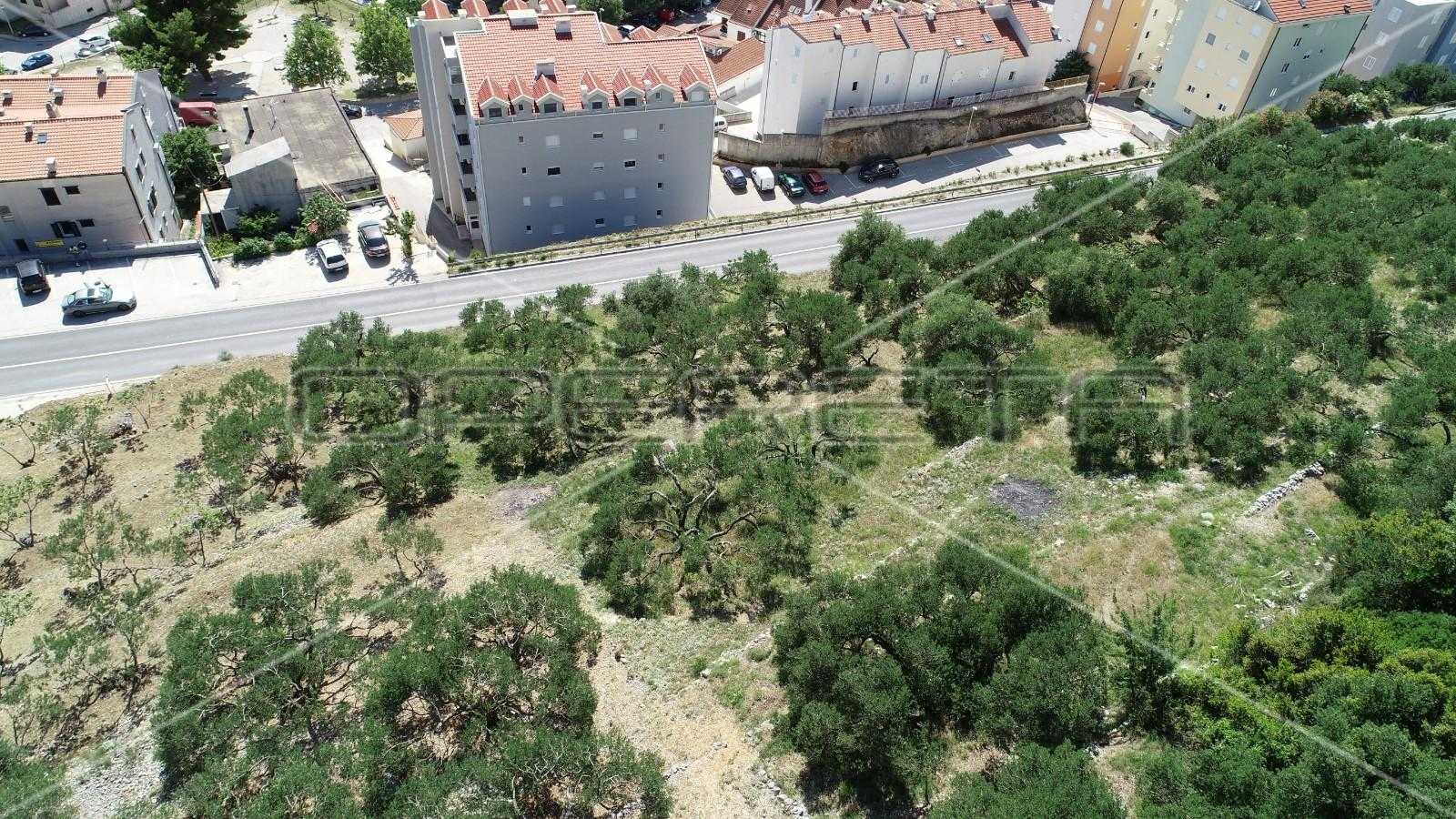 Tanah dalam Makarska, Splitsko-dalmatinska županija 11109054