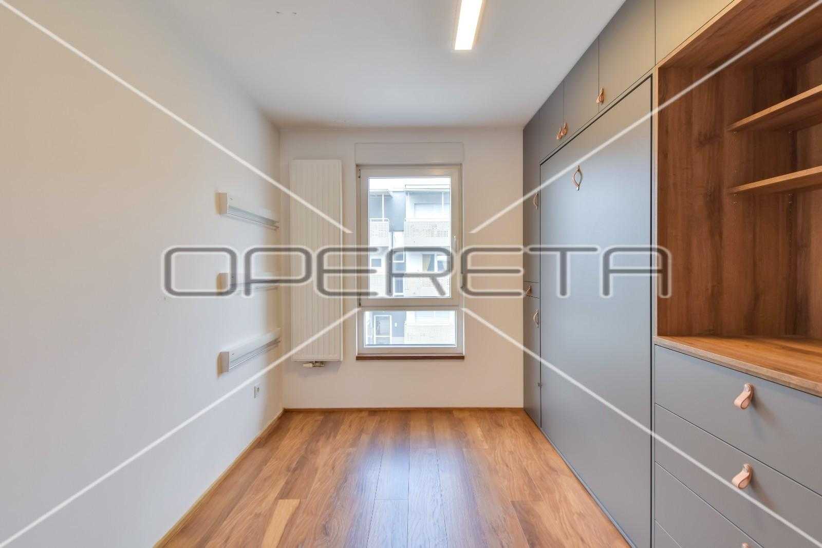 Condominium in Zagreb,  11109229