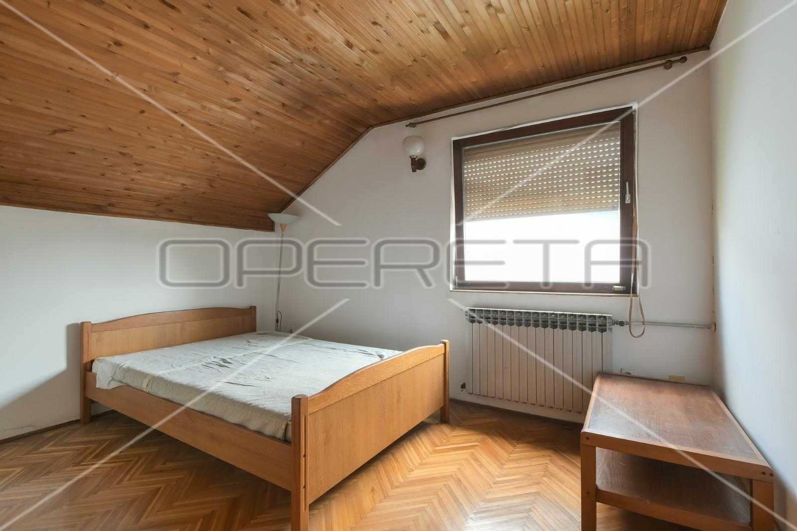 rumah dalam Vrapce, Zagreb, Grad 11109231