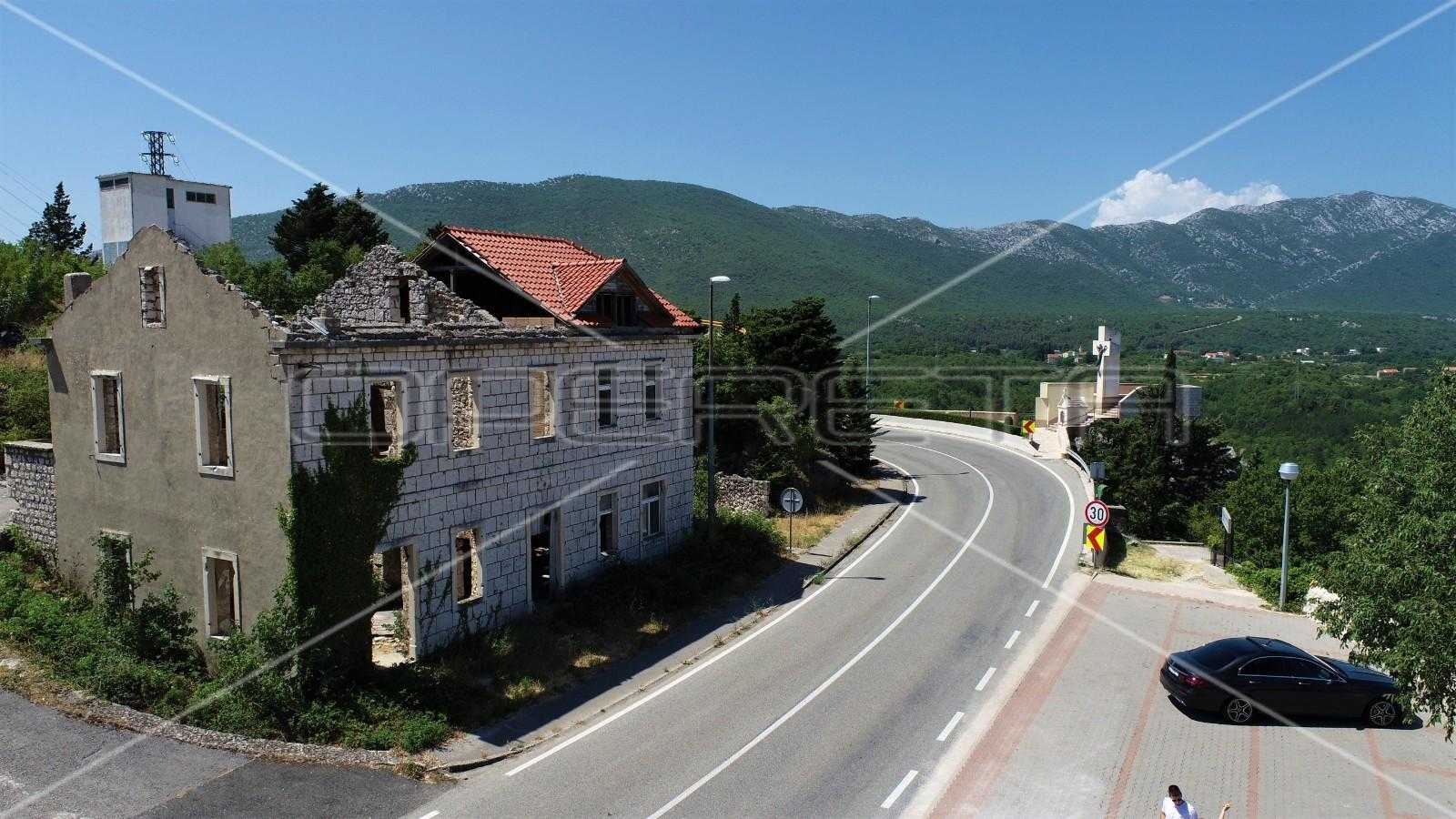 بيت في Zadvarje, Splitsko-dalmatinska županija 11109235
