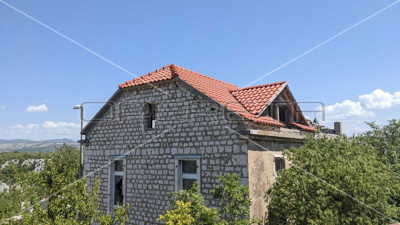 Dom w Zadvarje, Splitsko-dalmatinska županija 11109235