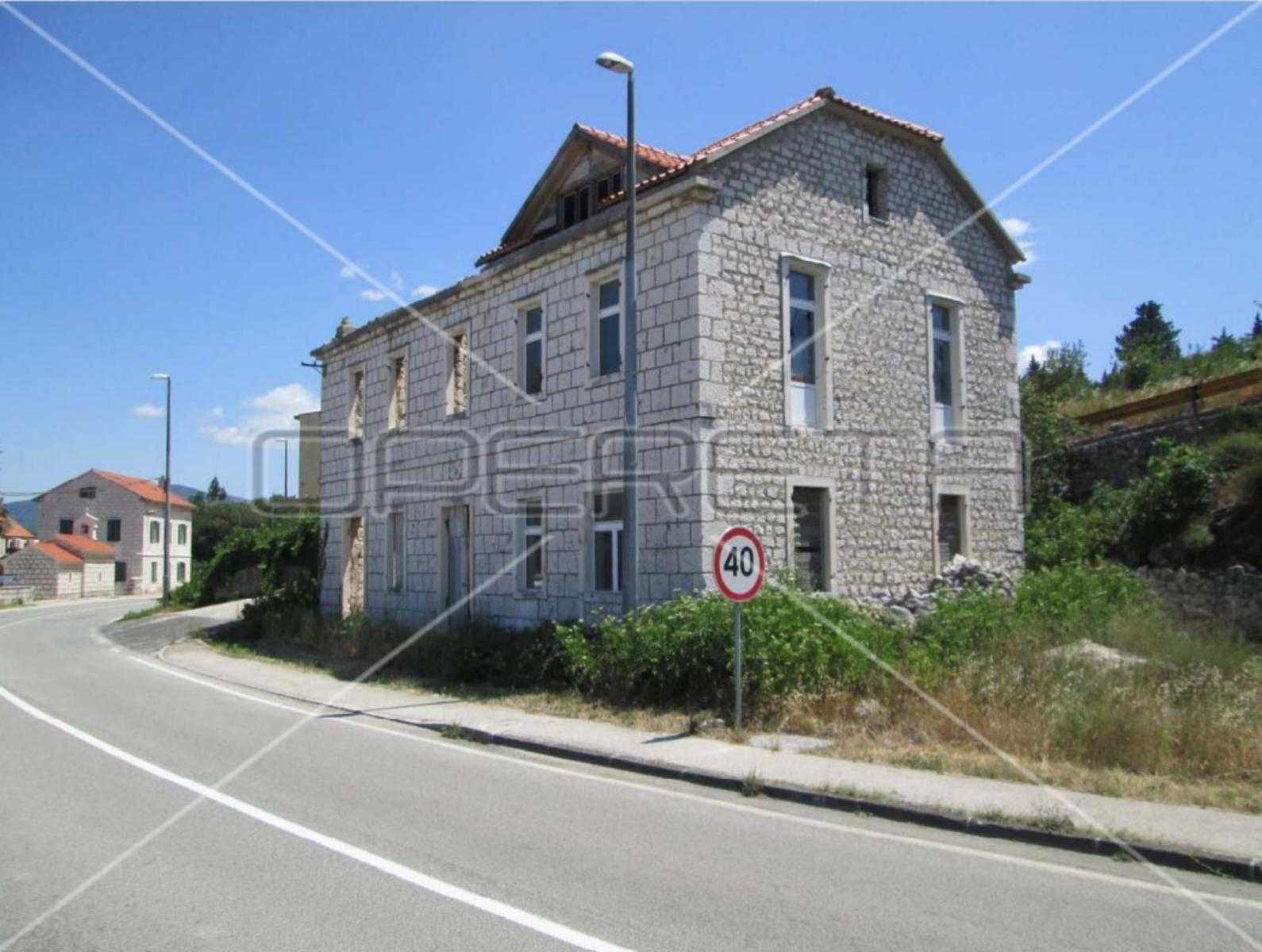 Huis in Zadvarje, Splitsko-Dalmatinska Zupanija 11109235
