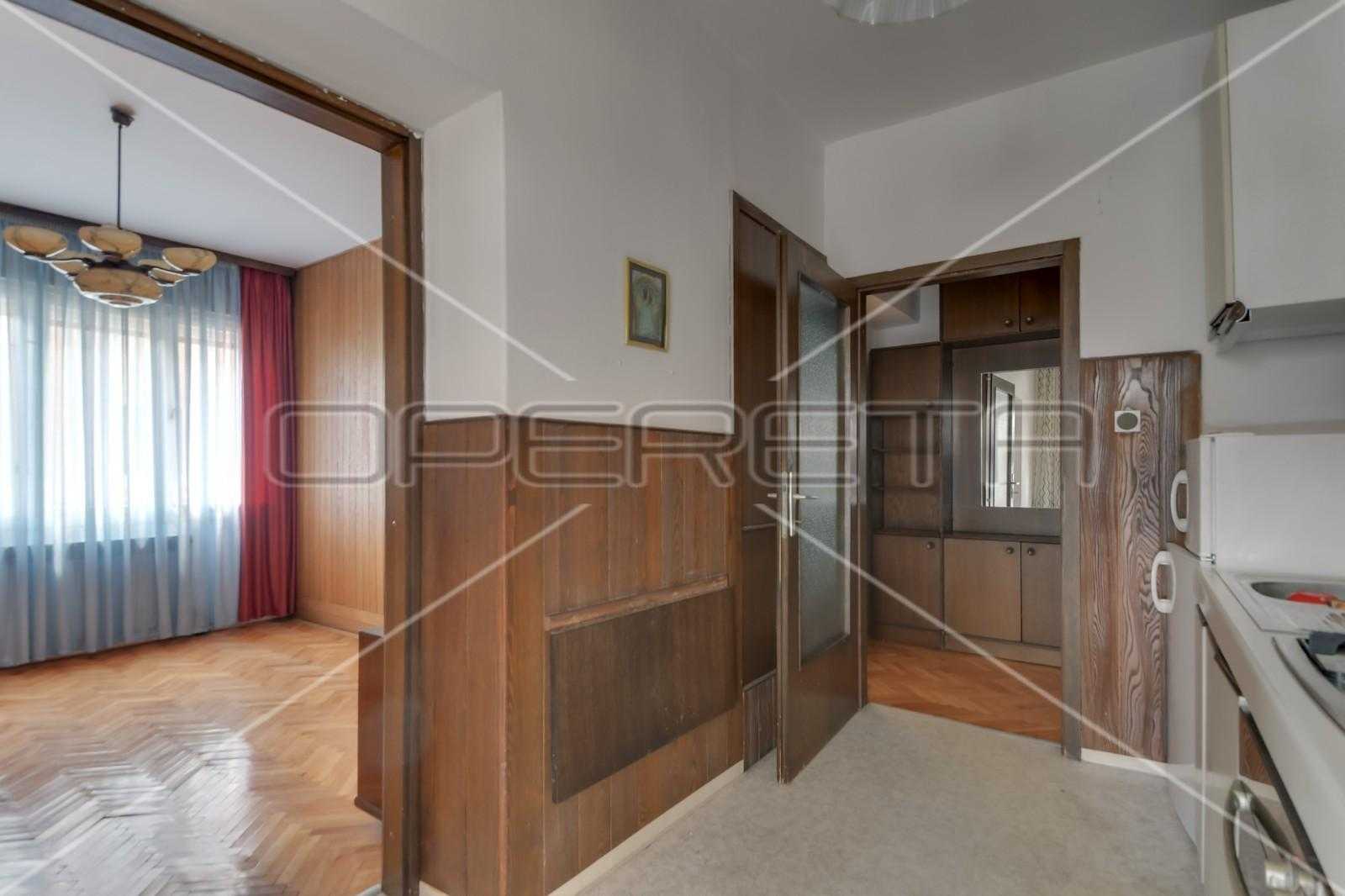 Dom w Zagreb,  11109266