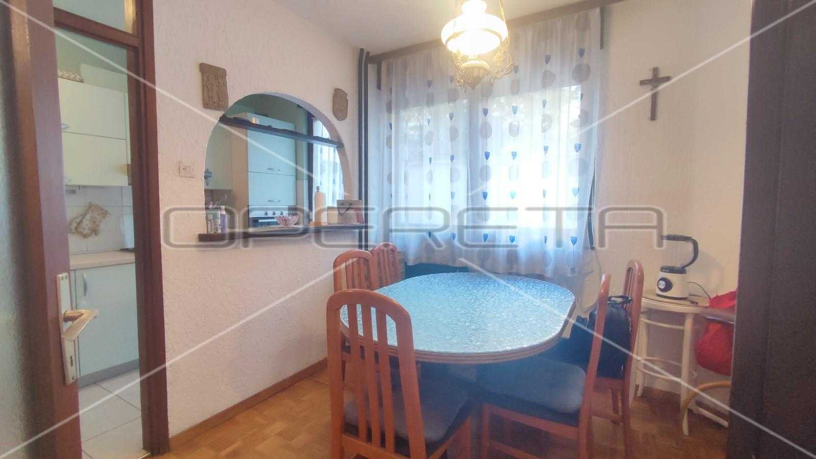 Condominio en Zagreb,  11109412