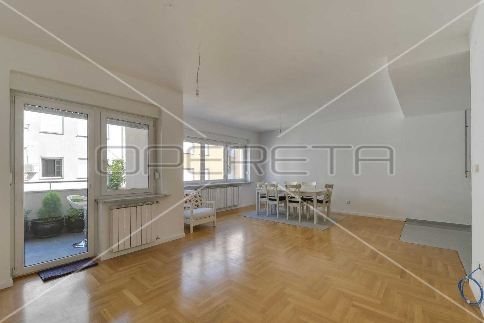 Condominium in Zagreb, Zagreb, Grad 11109442