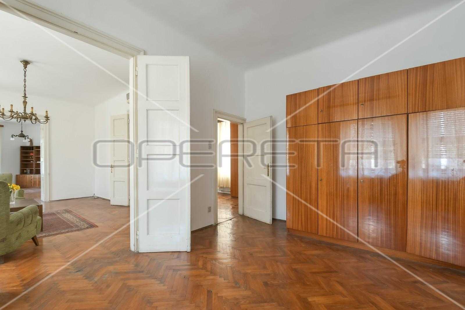 Condominium in Zagreb,  11109483