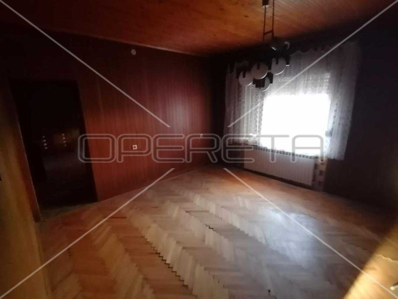 Casa nel Hrelici, Zagabria, Laurea 11109627