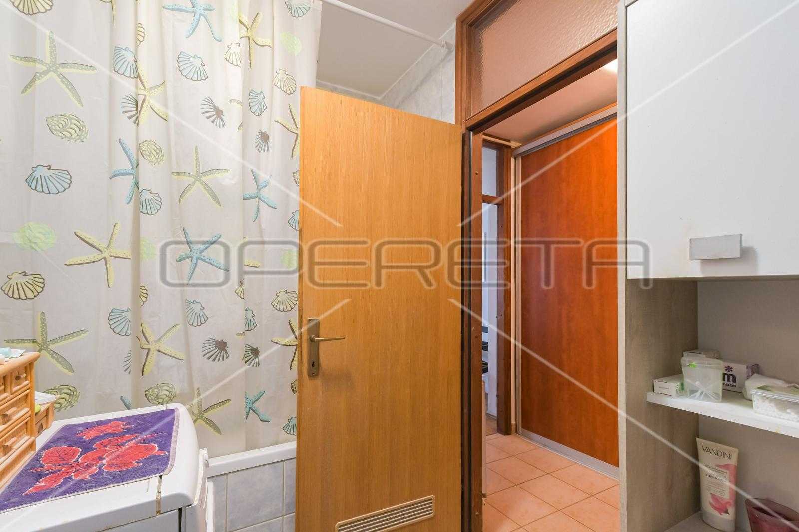 Condominium in Zagreb,  11109665