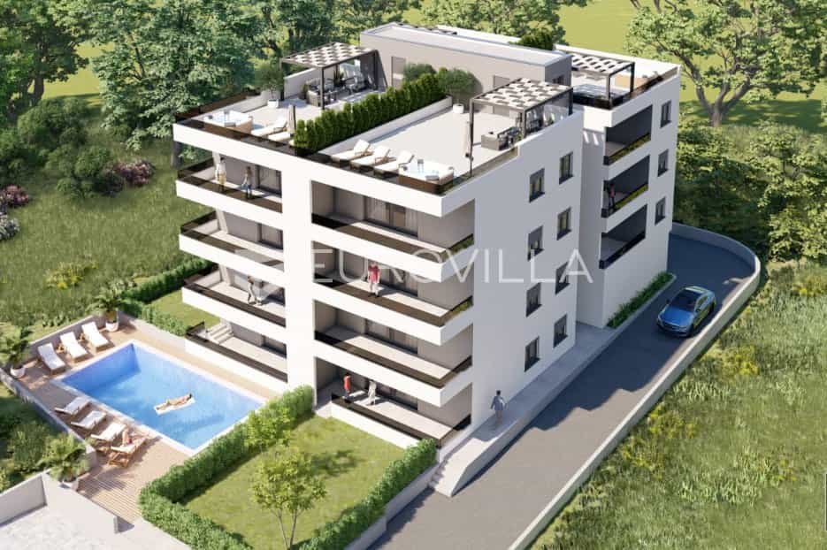 Condominium dans Liveli, Splitsko-Dalmatinska Zupanija 11109704