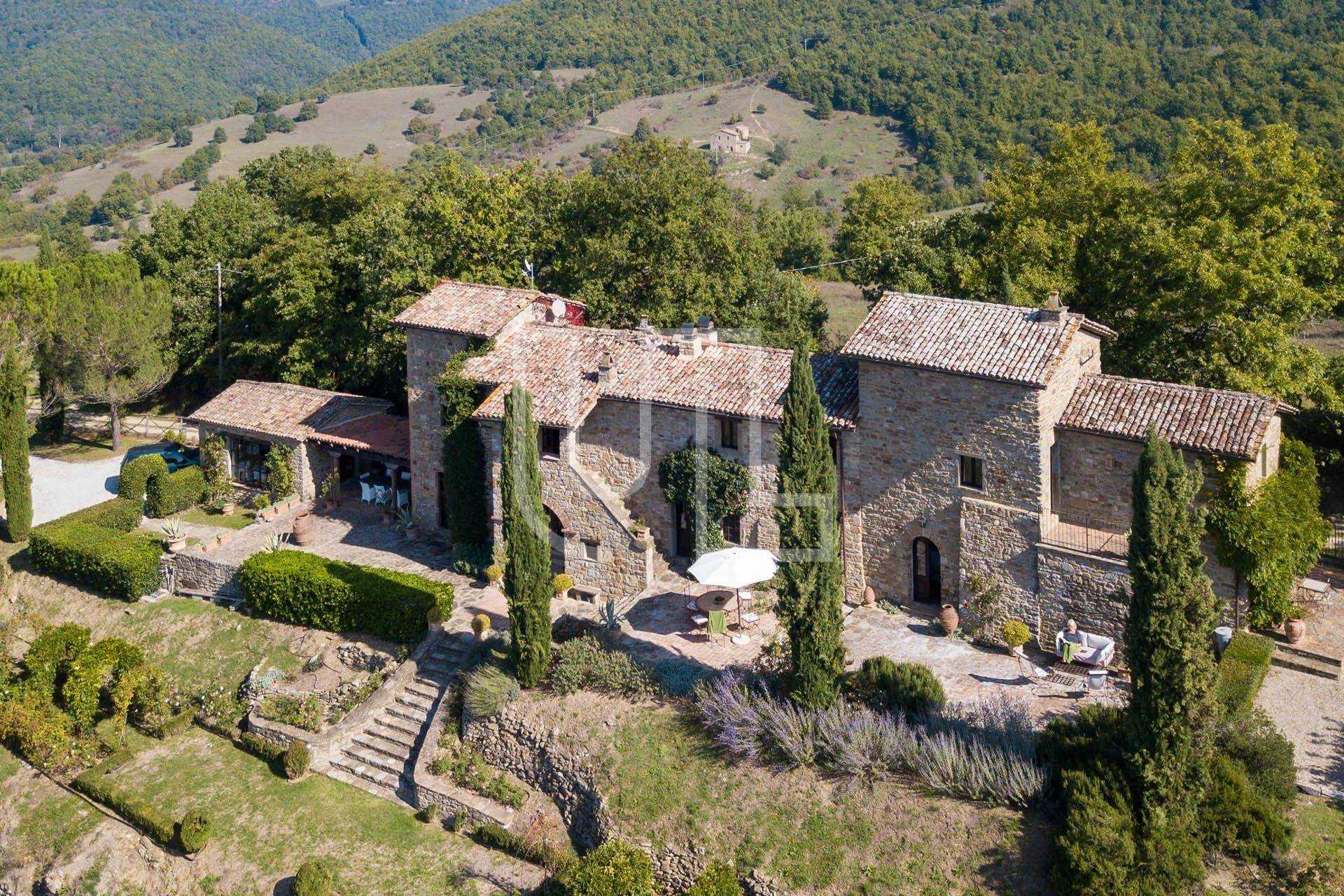 Huis in Passignano sul Trasimeno, Umbrië 11109736