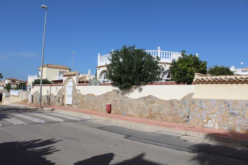 Huis in Villamartin, Andalucía 11109917