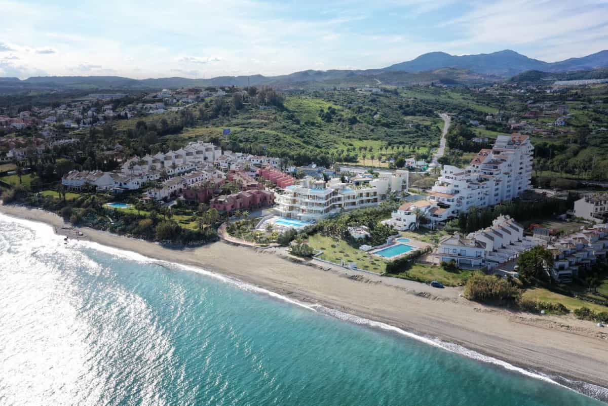 Residential in Estepona, Andalusia 11113730