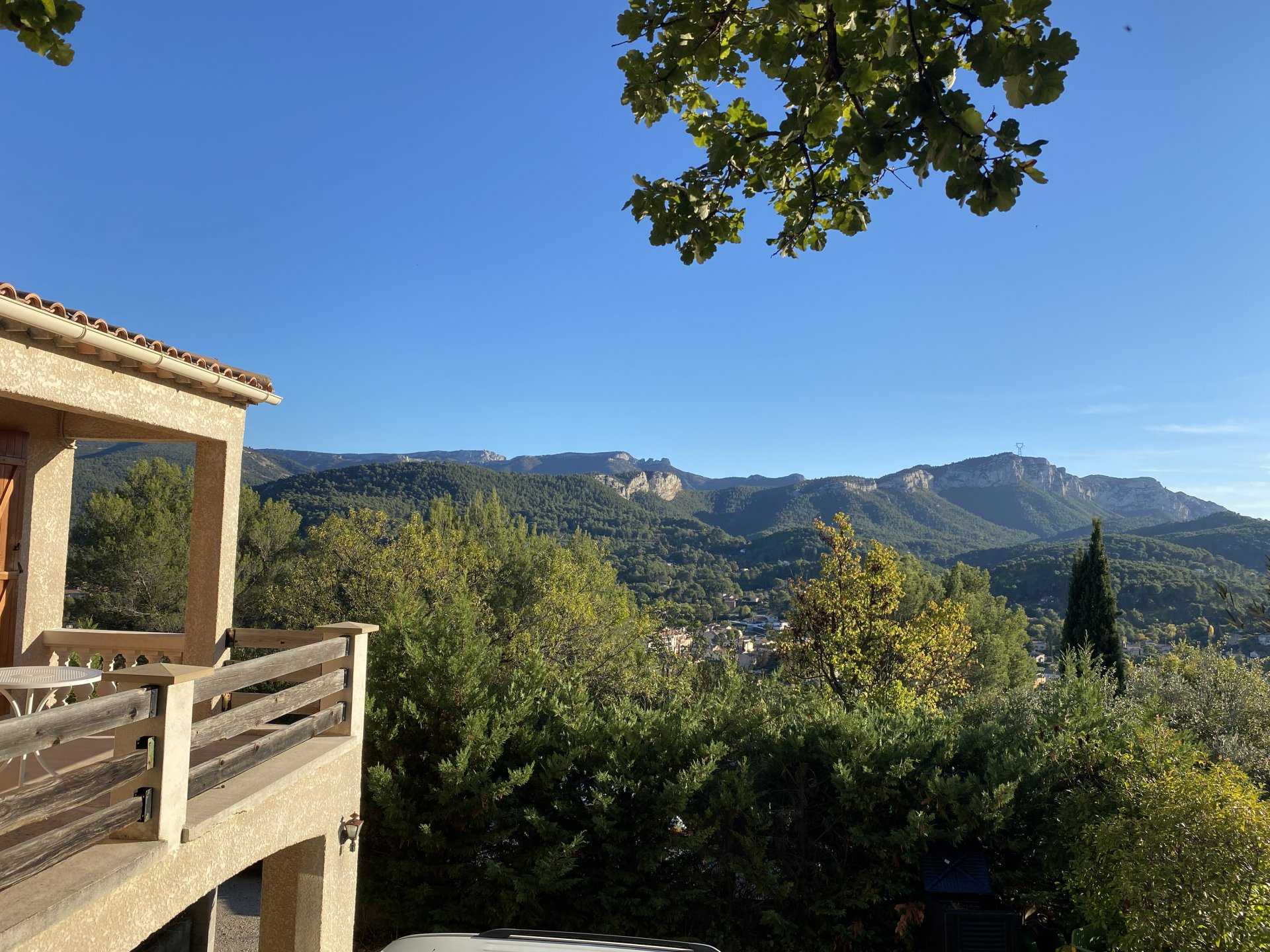Rumah di Auriol, Provence-Alpes-Cote d'Azur 11114462