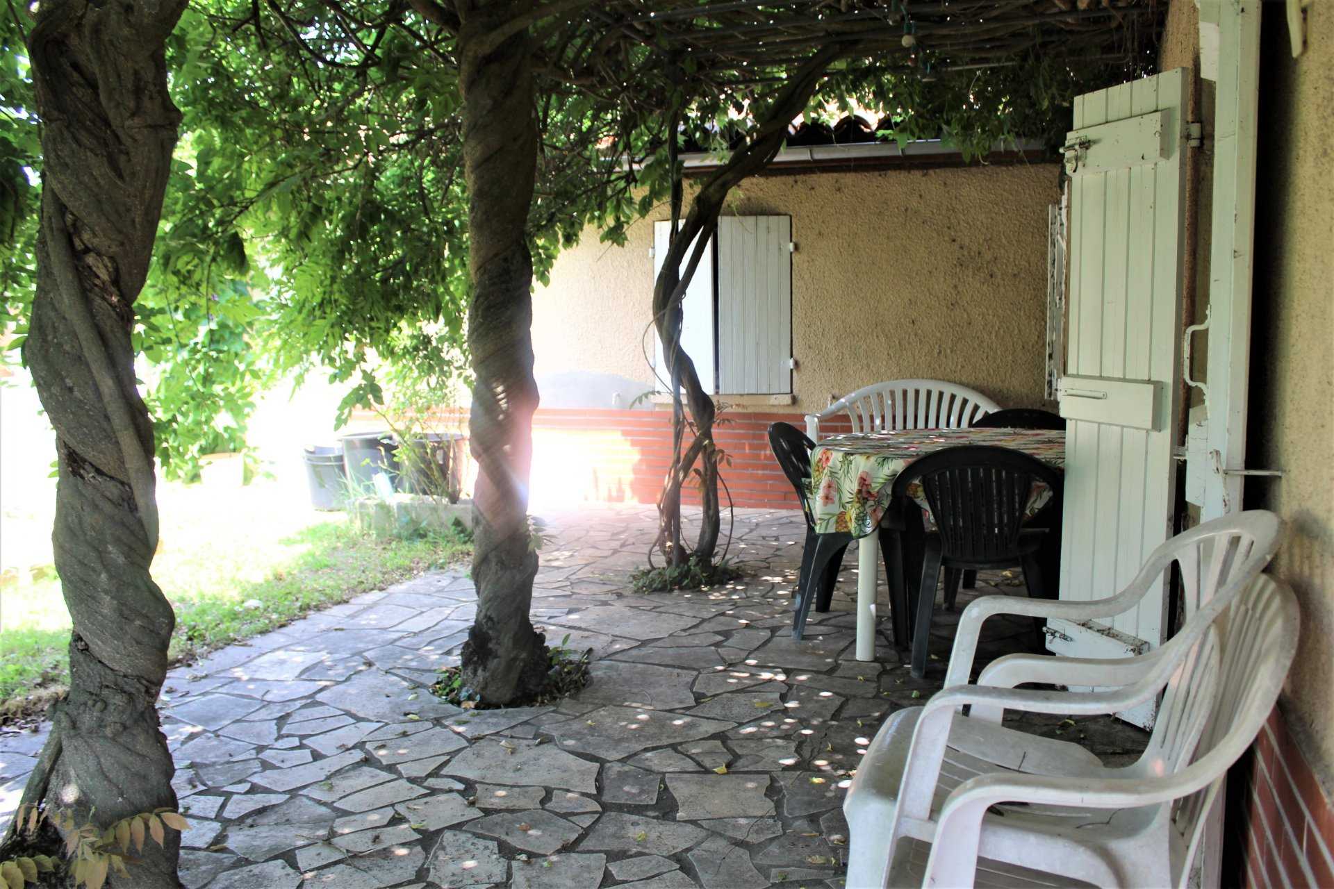 بيت في Muret, Occitanie 11114498