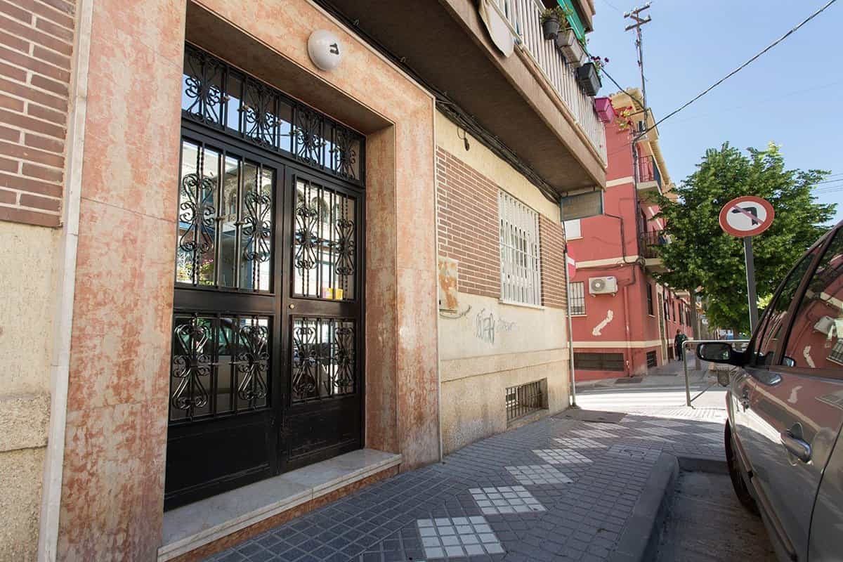 Condominio en Maracena, Andalucía 11114873