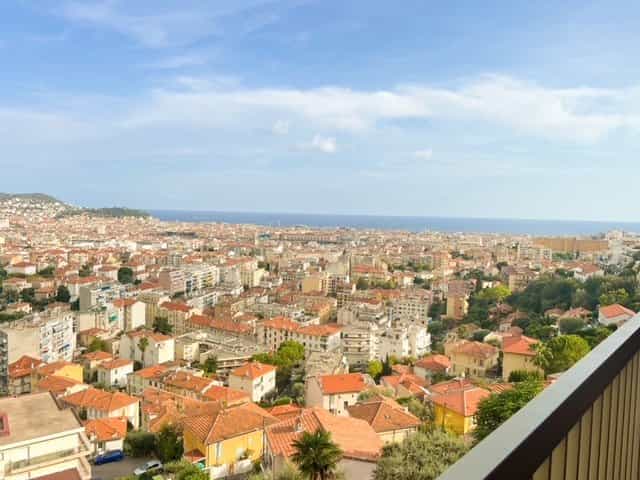Résidentiel dans Nice, Alpes-Maritimes 11114937