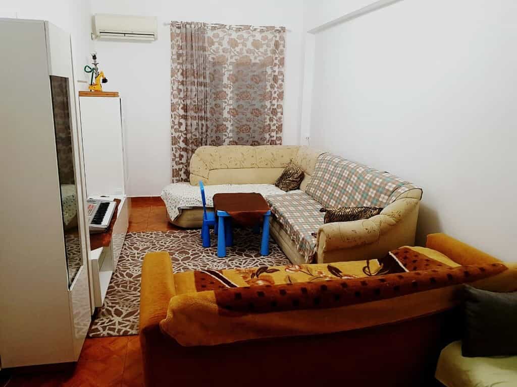 Condominium in Athina,  11115122