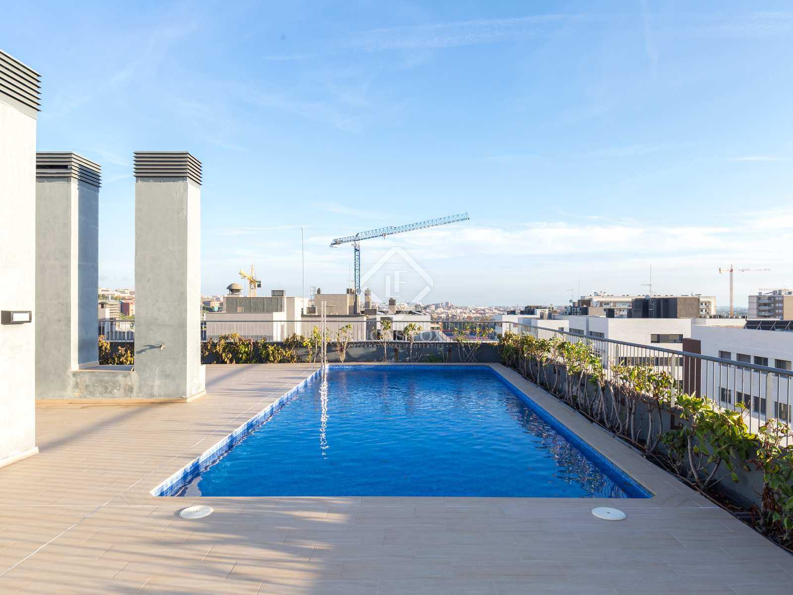 Condominium in Sant Feliu de Llobregat, Catalunya 11115194