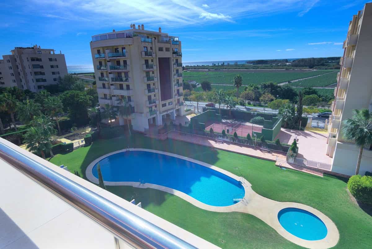 Condominium in Torre del Mar, Andalucía 11115428