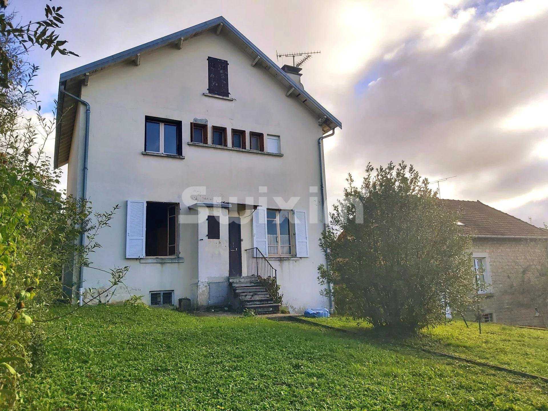 σπίτι σε Lons-le-Saunier, Jura 11115439