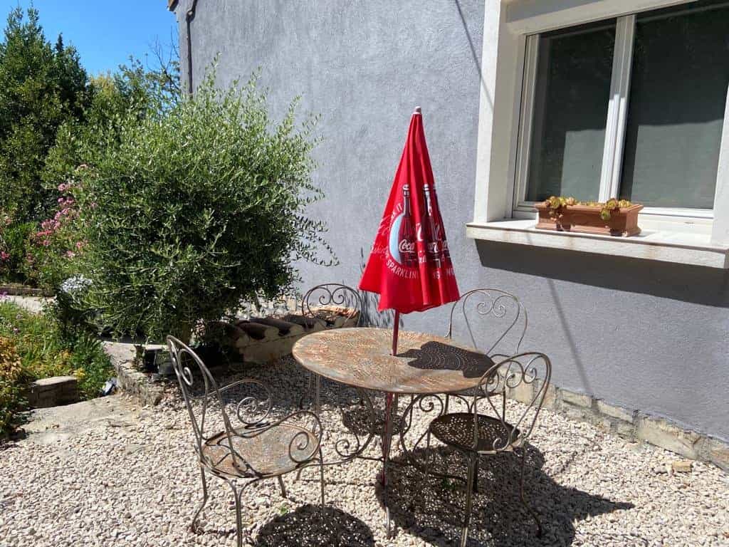 Talo sisään Mimet, Provence-Alpes-Cote d'Azur 11115442