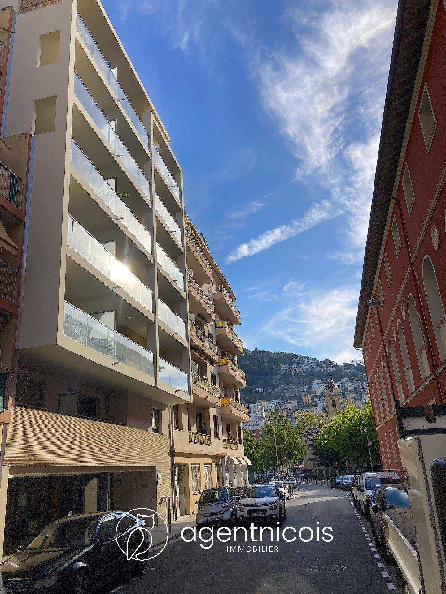 Condominium dans Villefranche-sur-Mer, Provence-Alpes-Côte d'Azur 11115452