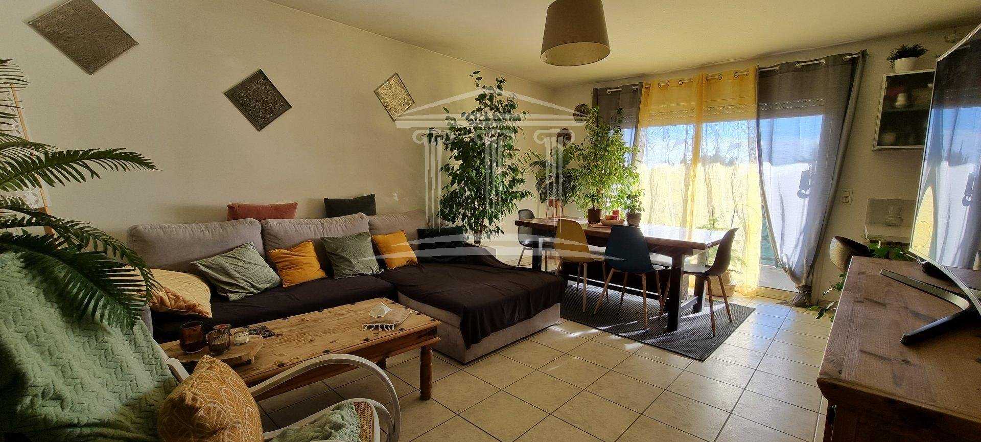 Condominium dans Le Pontet, Provence-Alpes-Cote d'Azur 11115454