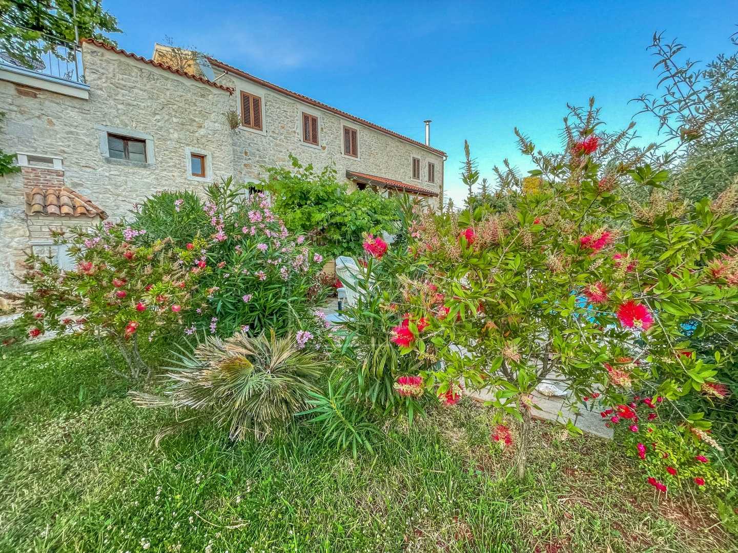 Talo sisään Sveti Lovreč, Istria County 11115752