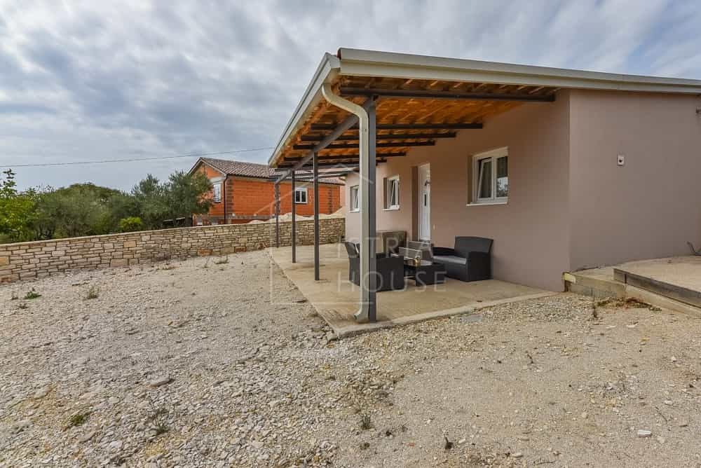 بيت في Rovinj, Istria County 11115846
