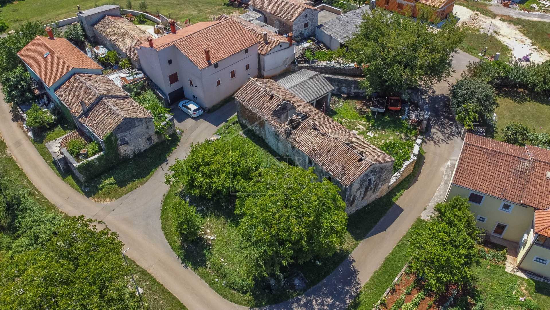 жилой дом в Tinjan, Istria County 11115864