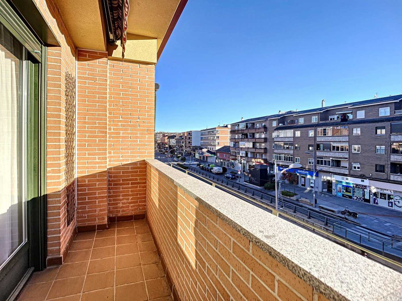 公寓 在 Collado Villalba, Community of Madrid 11116013