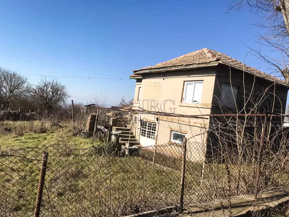 жилой дом в Казашка Река, Варна 11116348