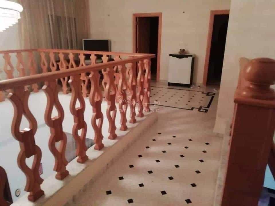 House in Tunis, Tunis 11116541