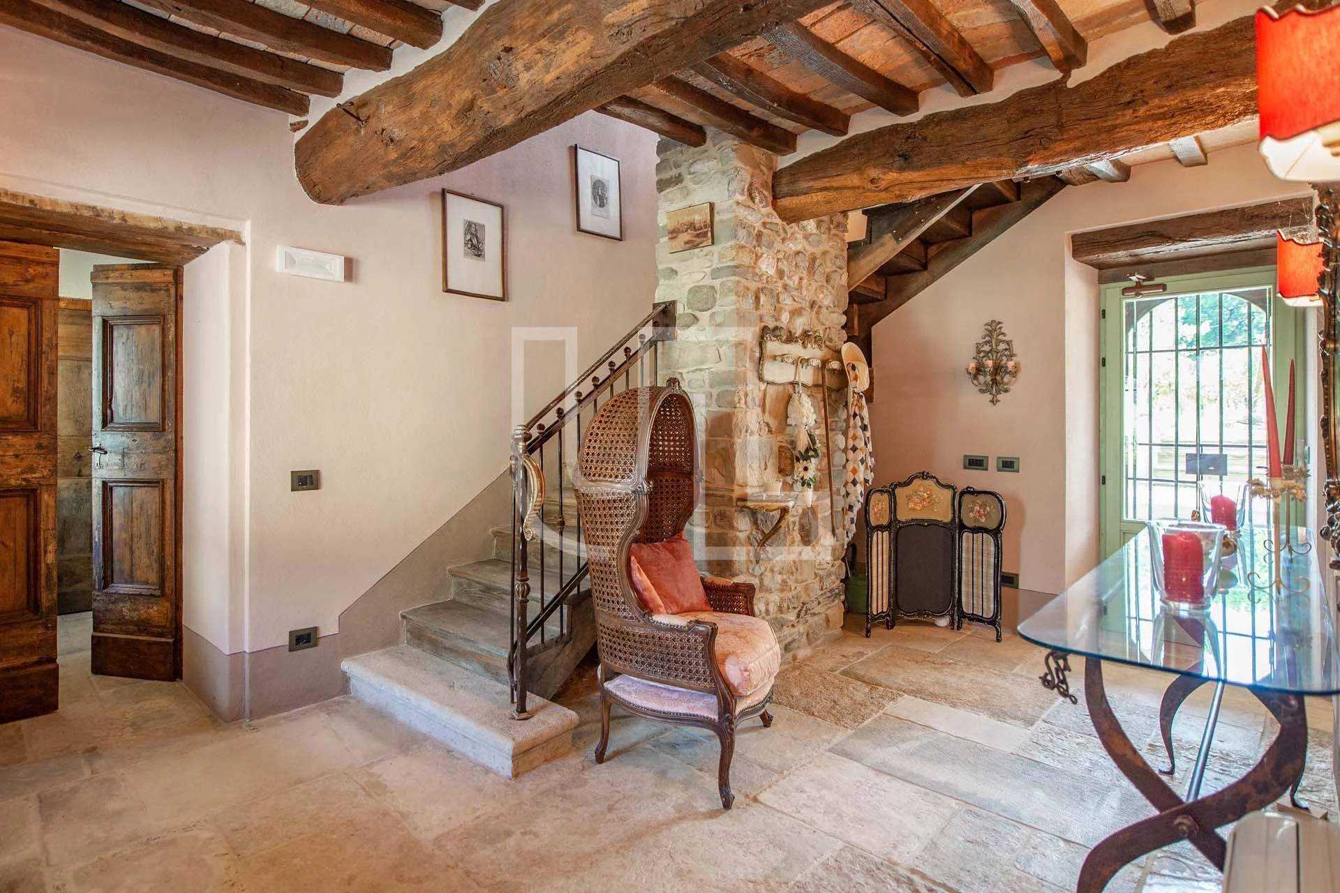 Dom w Anghiari, Toscana 11117531