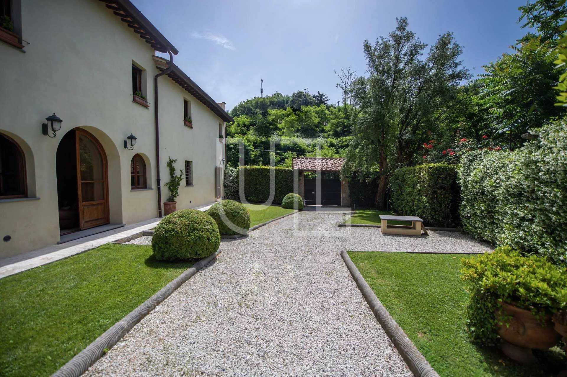 House in Pietrasanta, Toscana 11117533