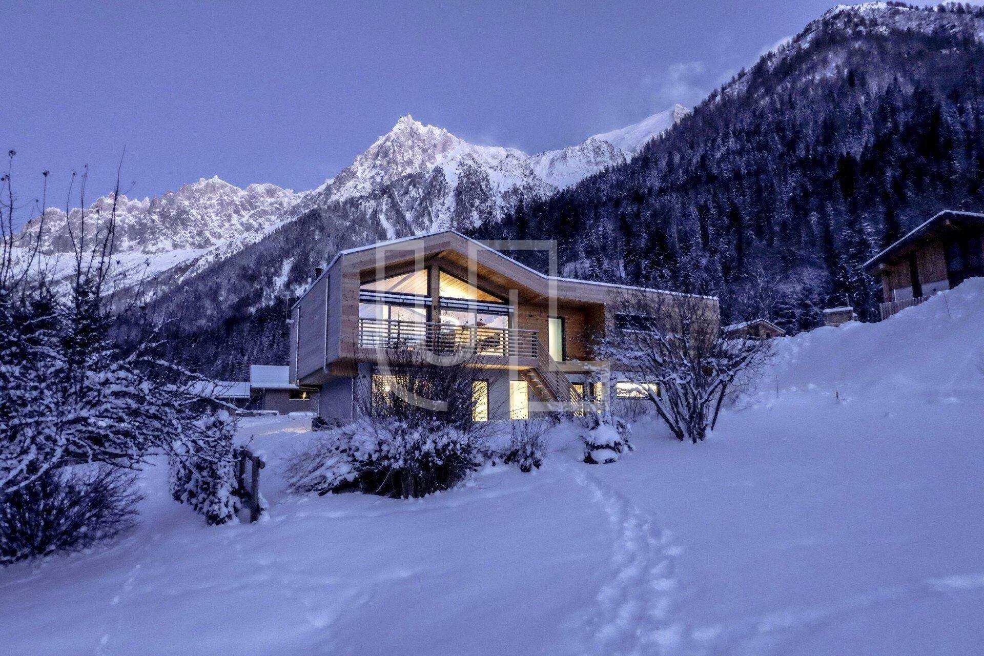 집 에 Chamonix-Mont-Blanc, Auvergne-Rhône-Alpes 11117539