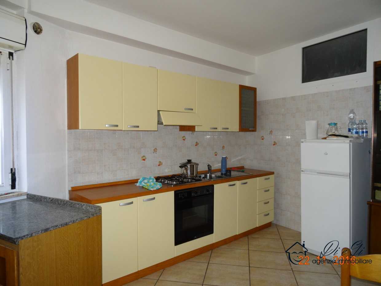Condominium in Quiliano, Ligurië 11118071