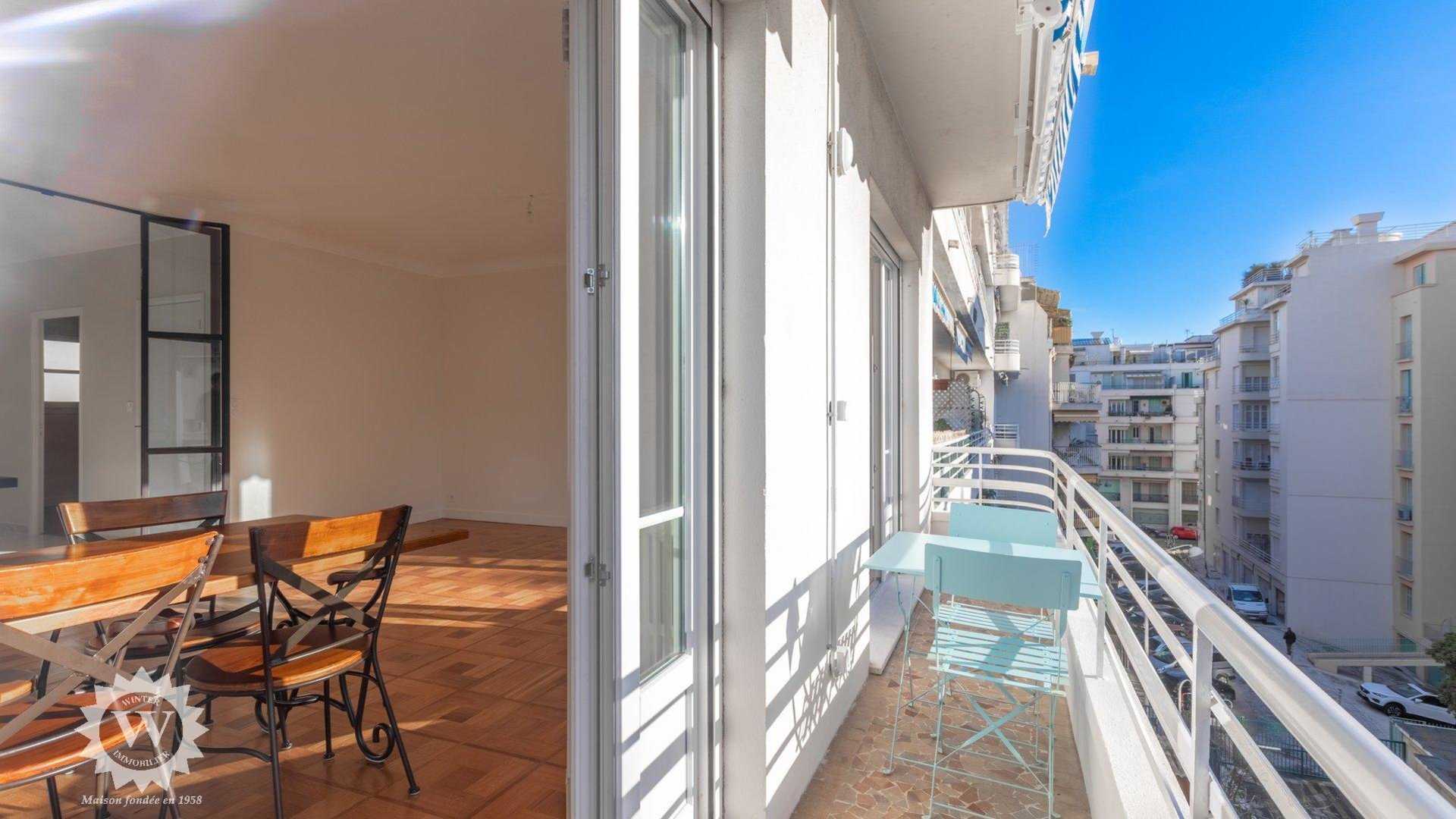 Condominium in Saint-Philippe, Provence-Alpes-Cote d'Azur 11118581