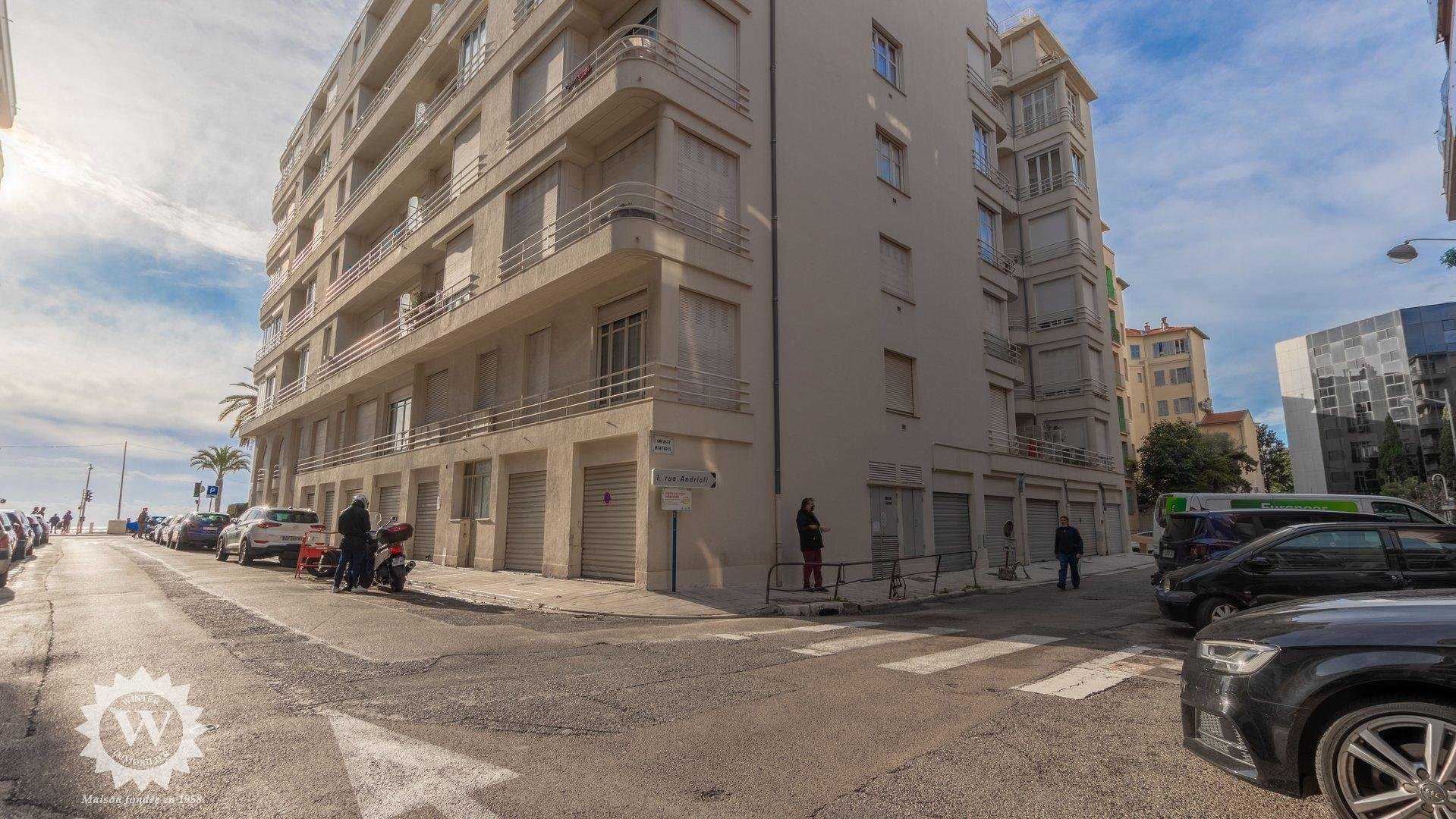 Condominium in Nice, Alpes-Maritimes 11118581