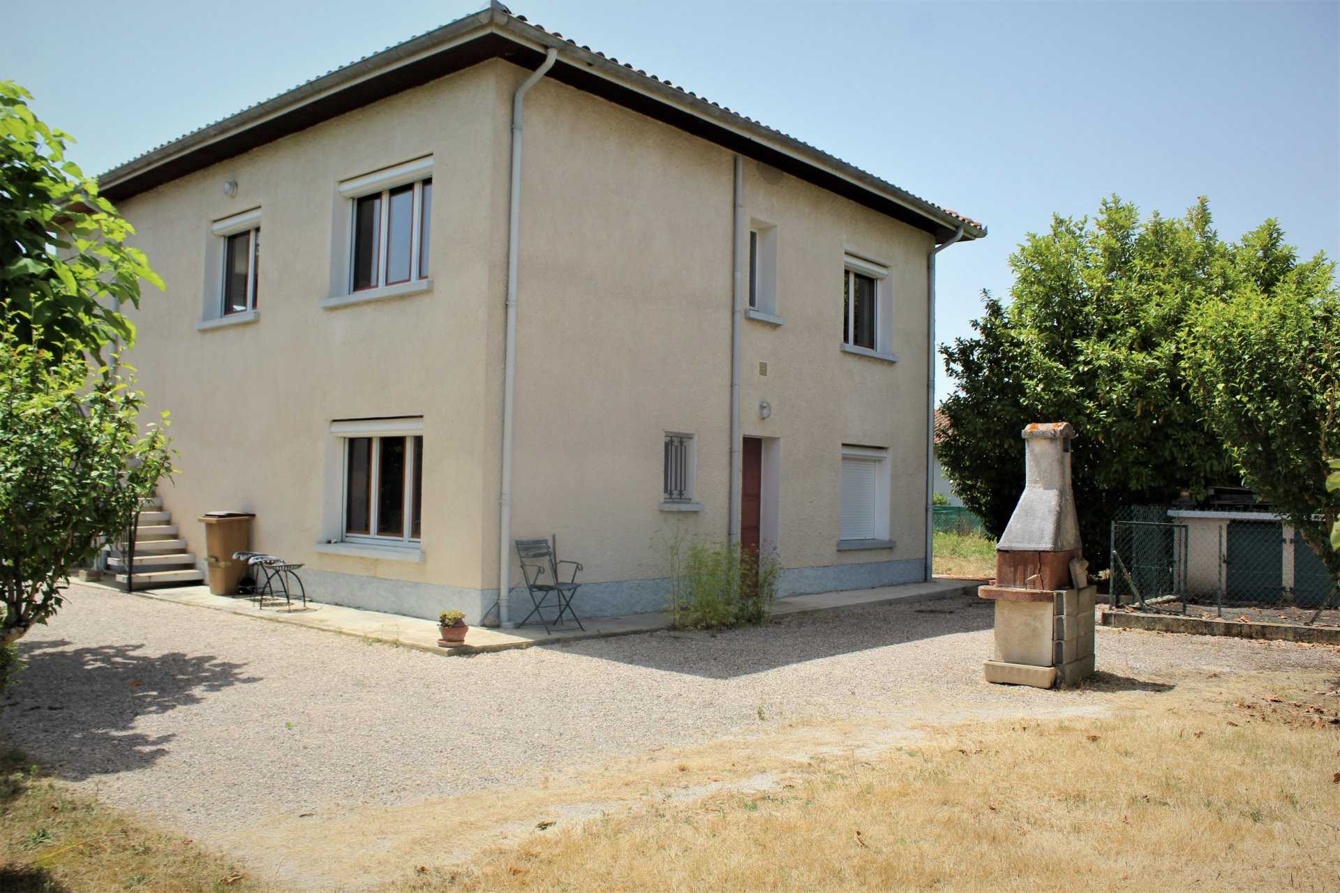 Talo sisään Bérat, Haute-Garonne 11118628