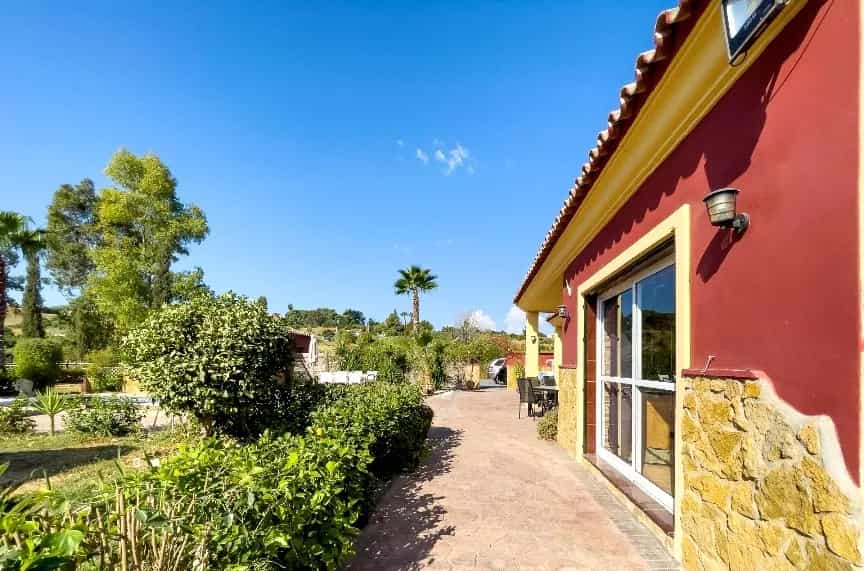 σπίτι σε Alhaurín el Grande, Andalusia 11119032