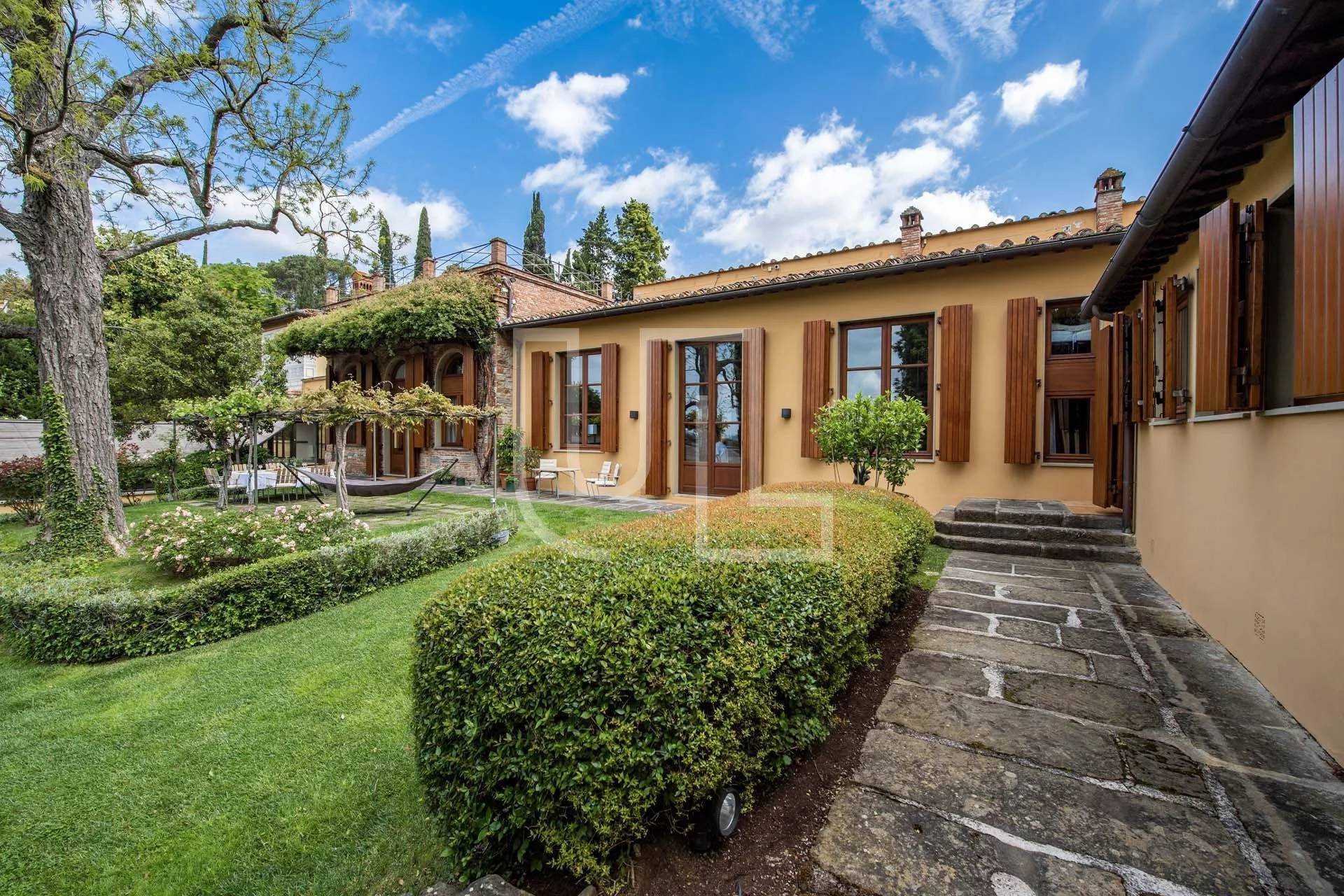 жилой дом в Fiesole, Toscana 11119153