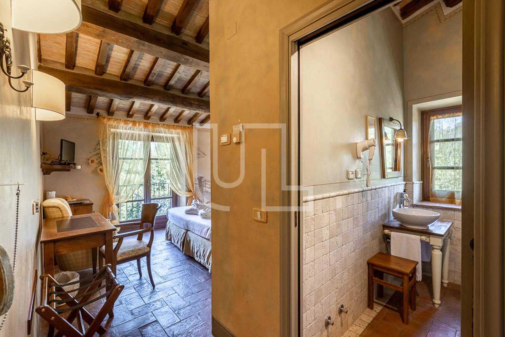 Condominium in Grosseto, Toscana 11119640