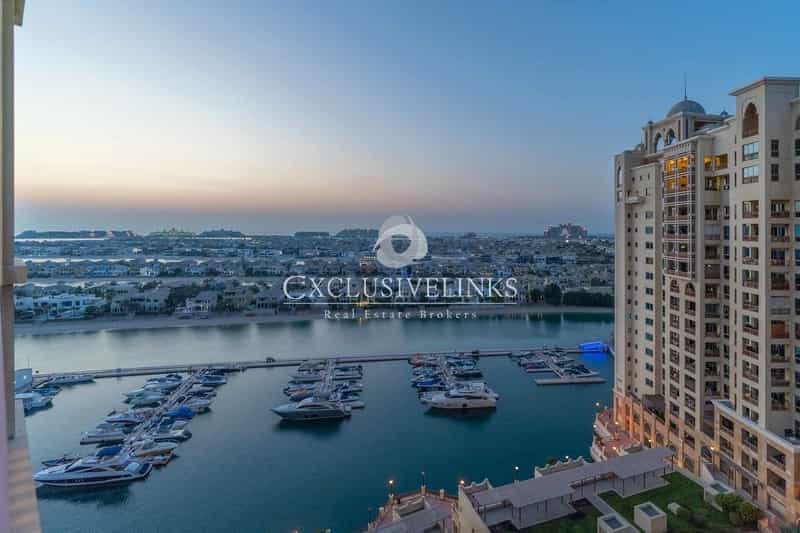 Condominium in Dubai, Dubai 11119824