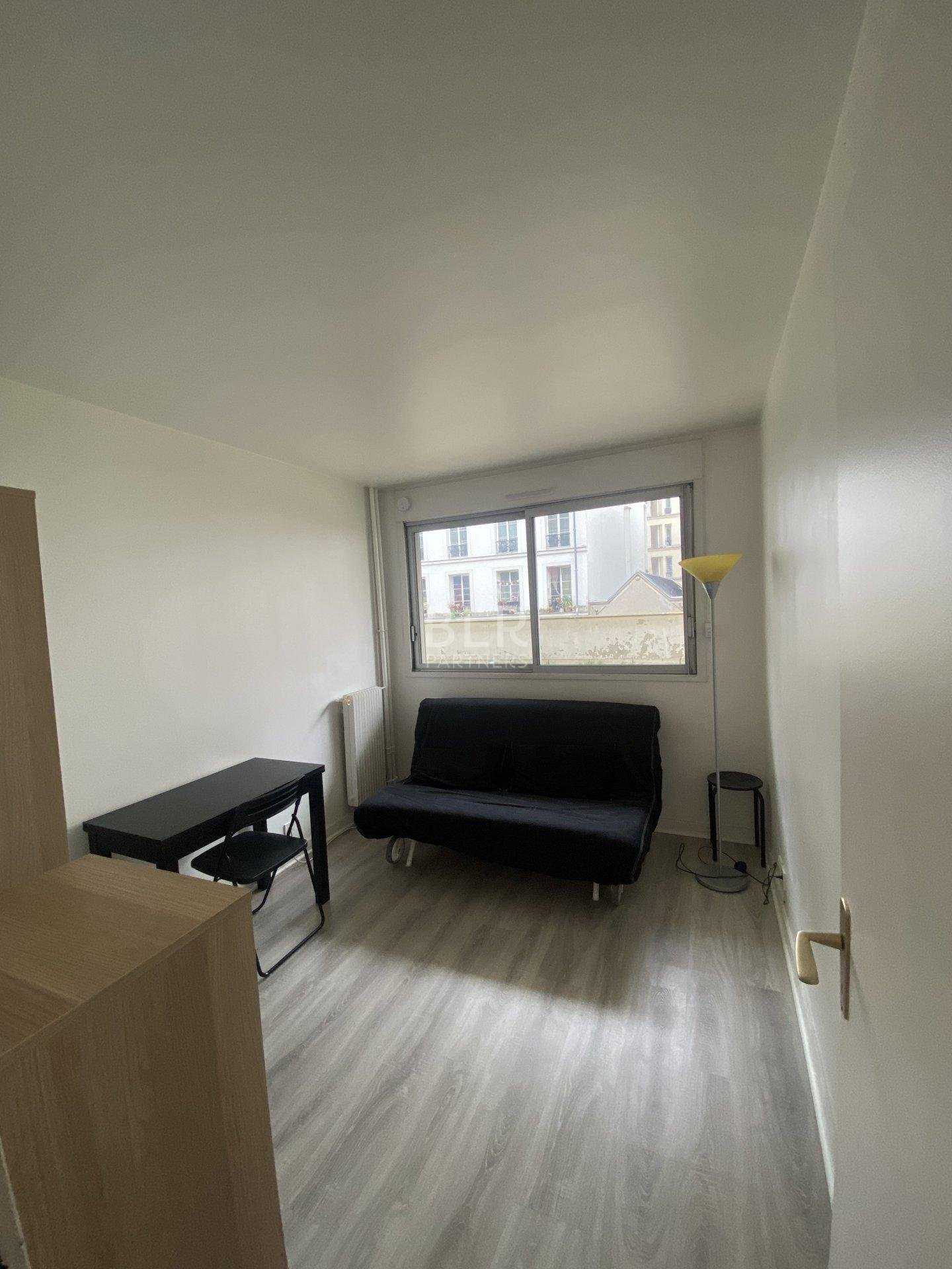 Condominium in Parijs, Ile-de-France 11120121