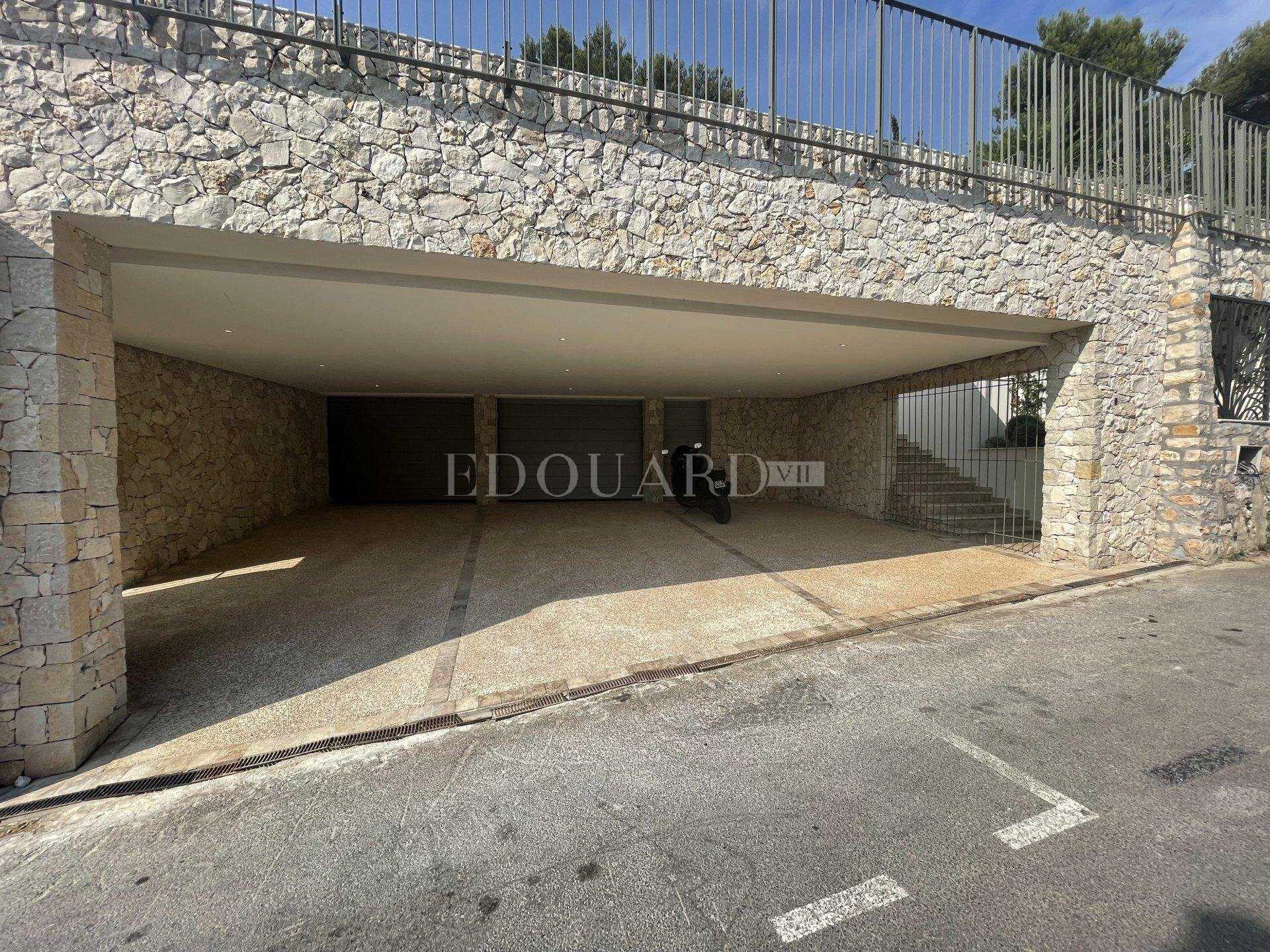 Residentieel in Roquebrune-Cap-Martin, Alpes-Maritimes 11120135