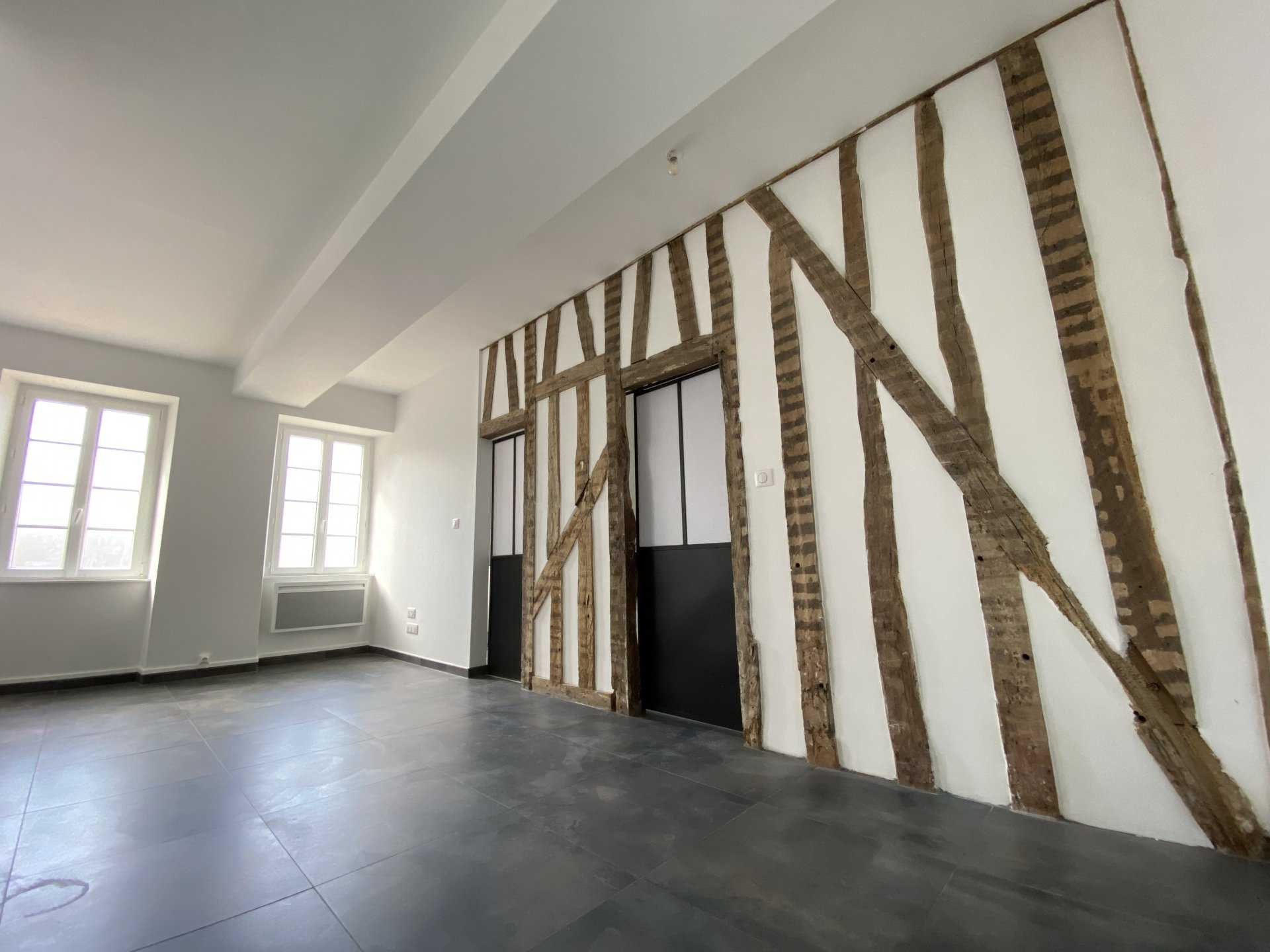 公寓 在 Auxerre, Yonne 11120154