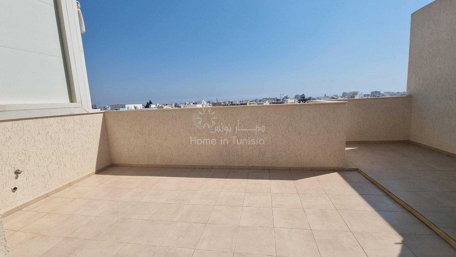 Condominium in Khezama Ouest, Sousse Jaouhara 11120174